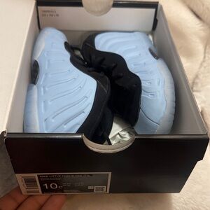 Nike Little Posite One Kids Sneakers - Black and Light Blue